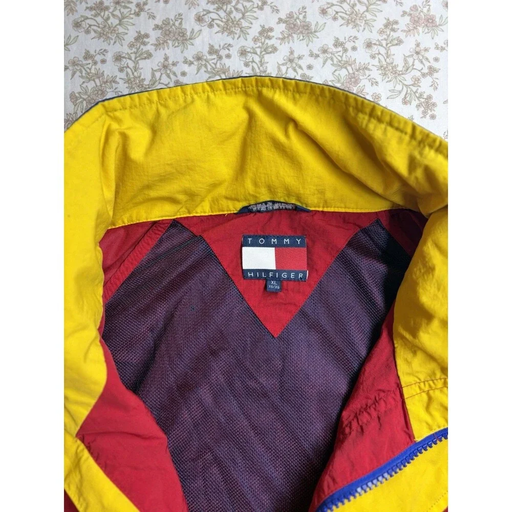 Tommy Hilfiger vintage 90s